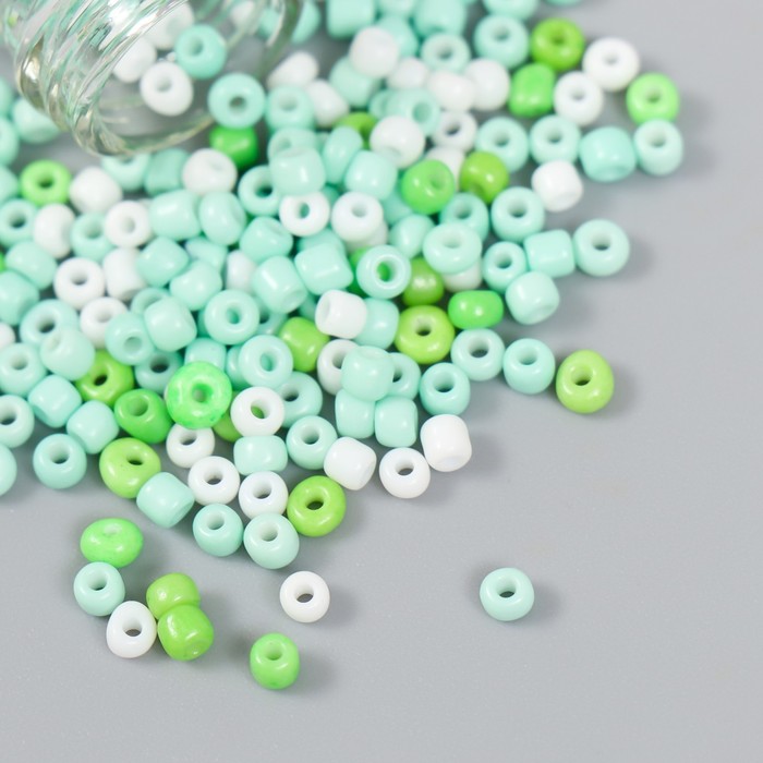 Бисер 8/0 в бутылочке «Молодая зелень», 20 г, 6×2×2 см