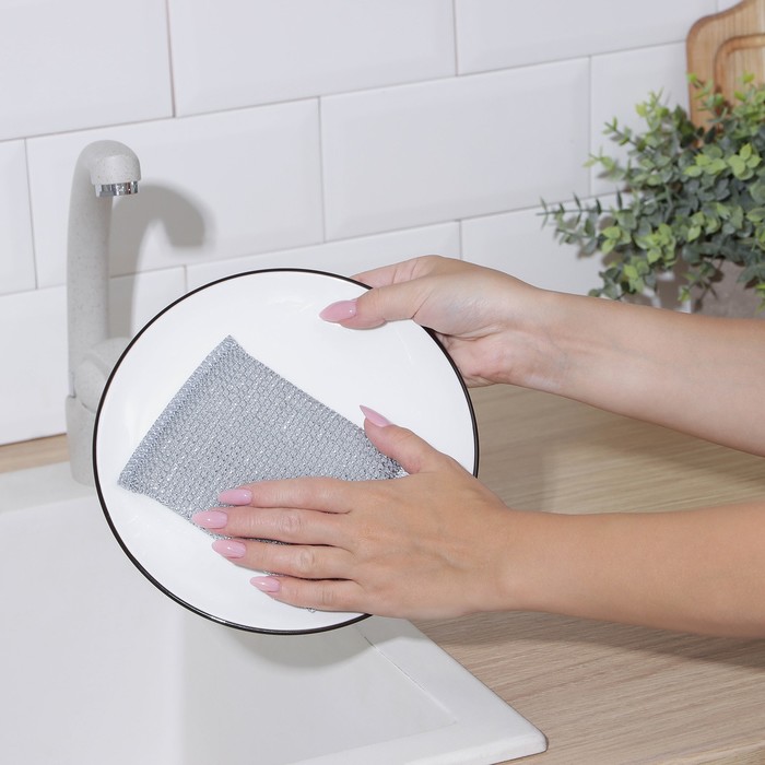 Губка для мытья посуды Доляна «Соты», с металлическим скрабером