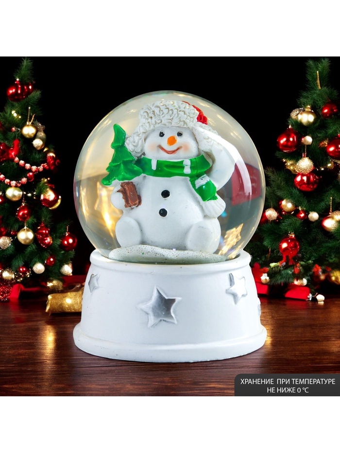 Снежный шар новогодний стеклянный «Снеговик в шапке-ушанке, с ёлкой», d=6.5 см, 8×6.5×6.5 см