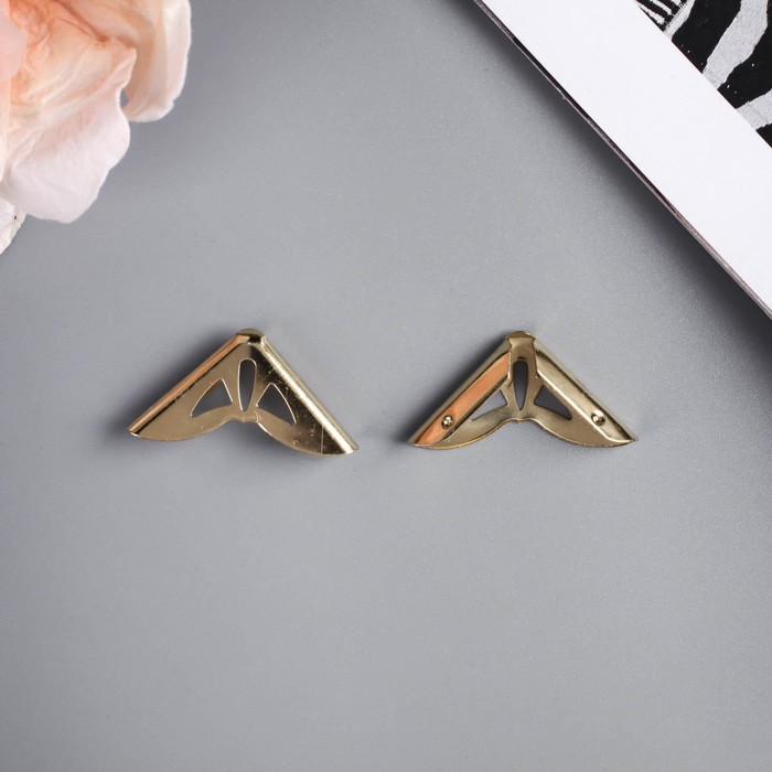 Защитный уголок для альбома, блокнота, металл под золото, резной, 2.1×2.8×0.5 см