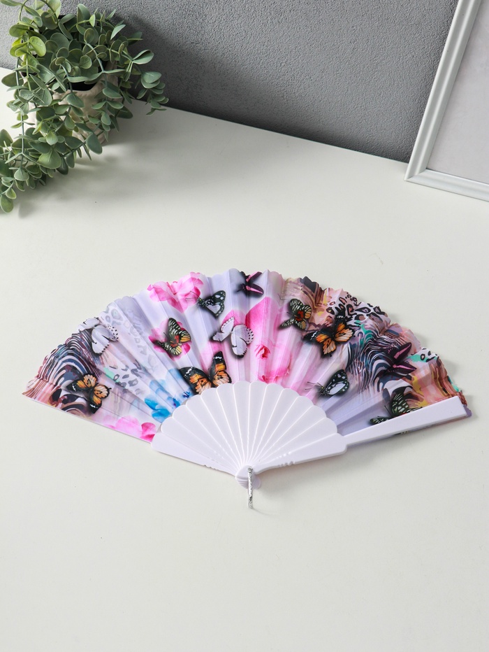 Веер складной «Бабочки и цветы на леопарде», 23 см, МИКС
