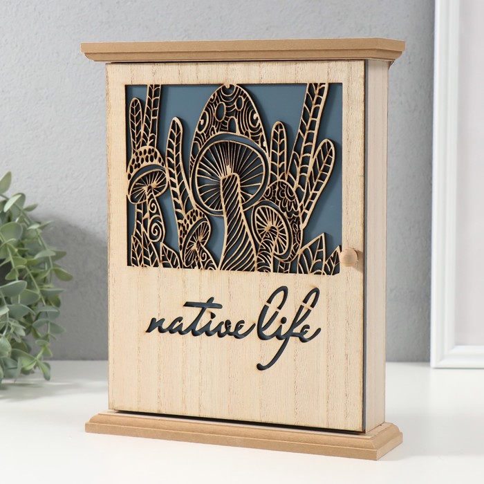 Ключница настенная «Грибы», дерево, 6 крючков, бежево-синяя, 6.2×19.5×25.2 см