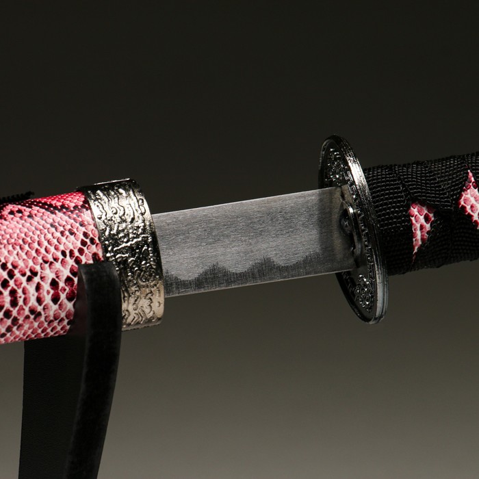 Макет оружия «Сувенирные катаны на подставке 2в1. Змея бордо», подарочный набор, ножны кожзам, 47 см; 71 см