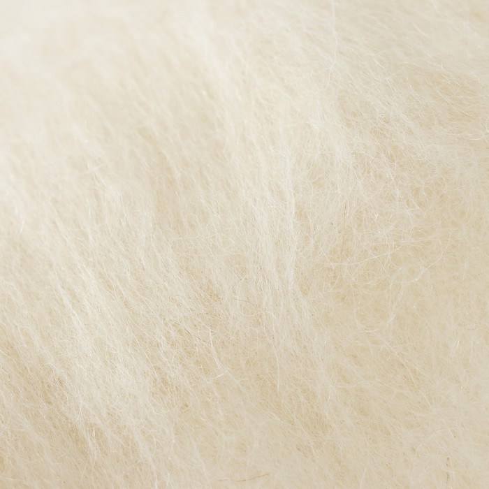 Шерсть для валяния "Кардочес" 100% полутонкая шерсть 100гр (001 суровый)