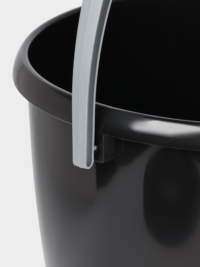 Ведро с крышкой «Удачное», 10 л, пластик, чёрное