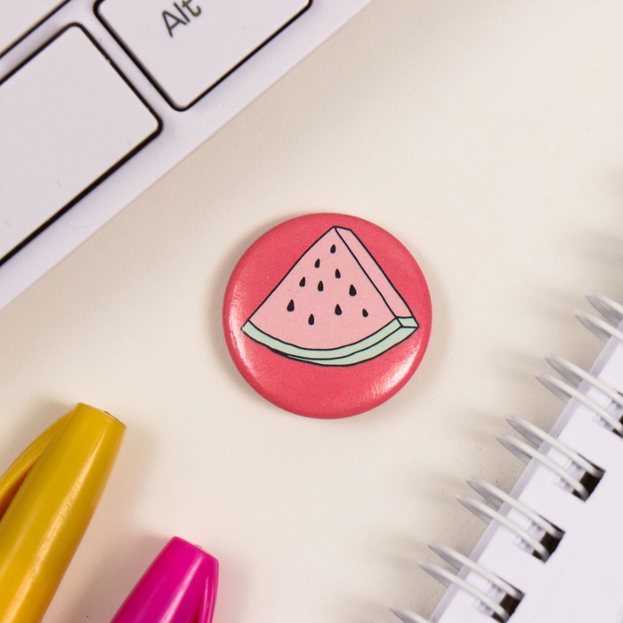 Набор значков на одежду, рюкзак, сумку «Это цветочки, ягодки впереди», 3 шт., d=25 мм, закатные, 7×7 см