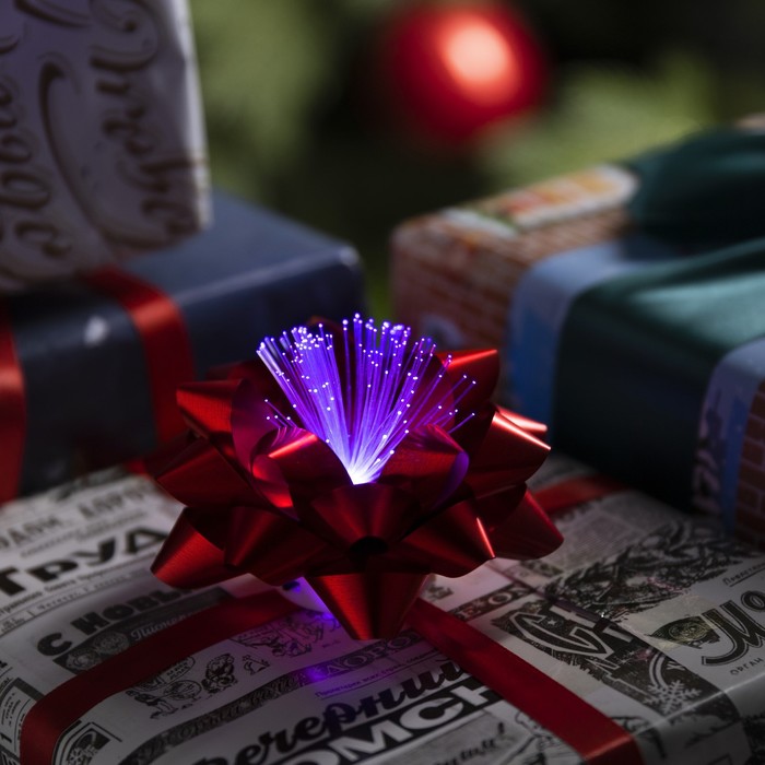 Светодиодная игрушка «Бант-звезда» 10 см, от батареек LR44×3, свечение мульти, красная