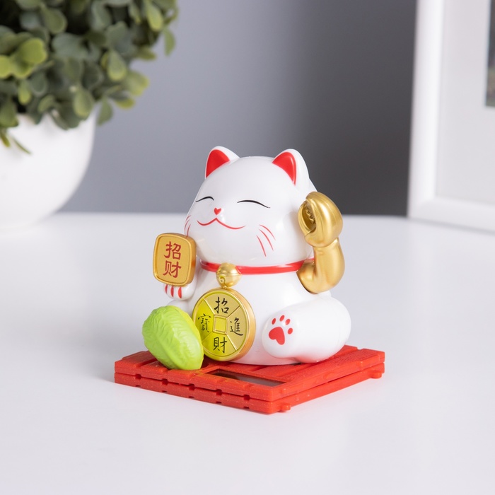 Маятник настольный антистресс «Белый Манэки-нэко с клешней», пластик, 8×8×8.5 см