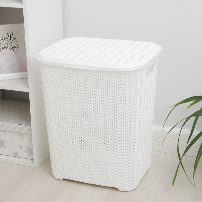 Корзина бельевая «Вязь», 60 л, 44×36×52 см, с крышкой, белая