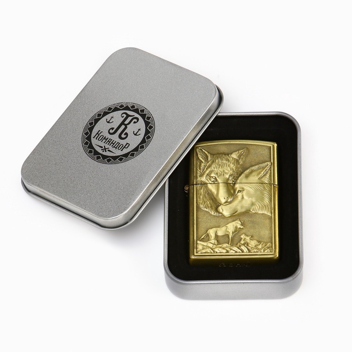 Зажигалка бензиновая «Волки» в подарочной коробке