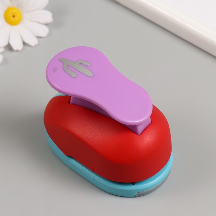 Дырокол фигурный рисунок 3.8×3.8 см «Кактус длинный», 7×5.2×9.2 см, МИКС