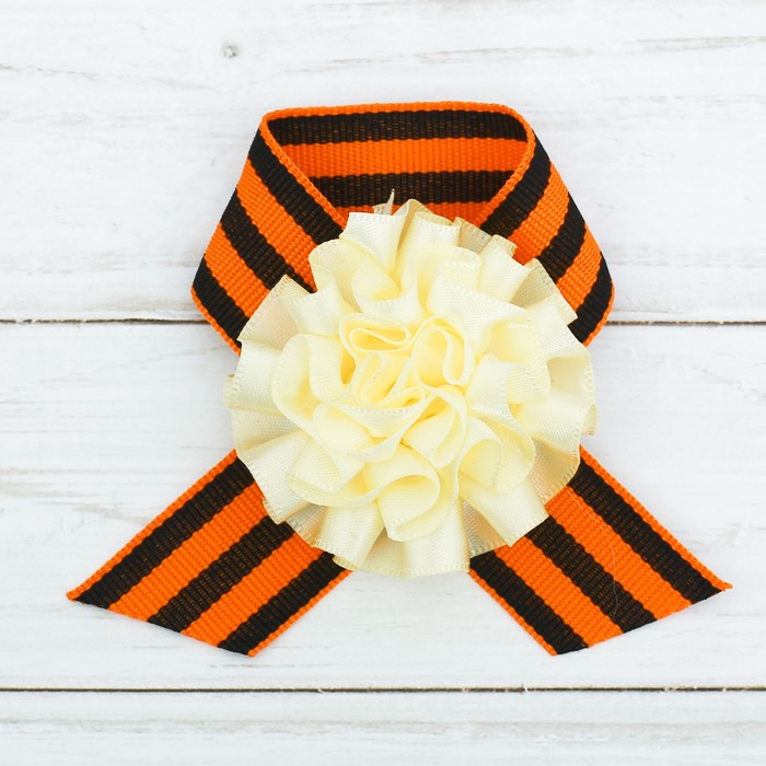 Значок с георгиевской лентой на День Победы «9 Мая»